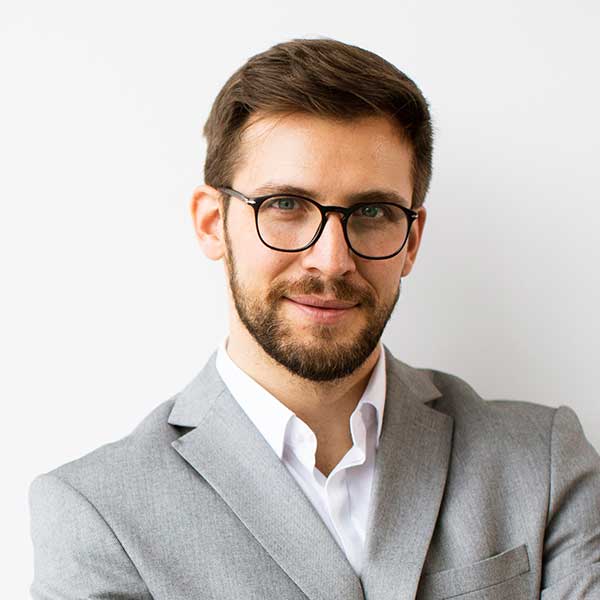 Aleksandar S.